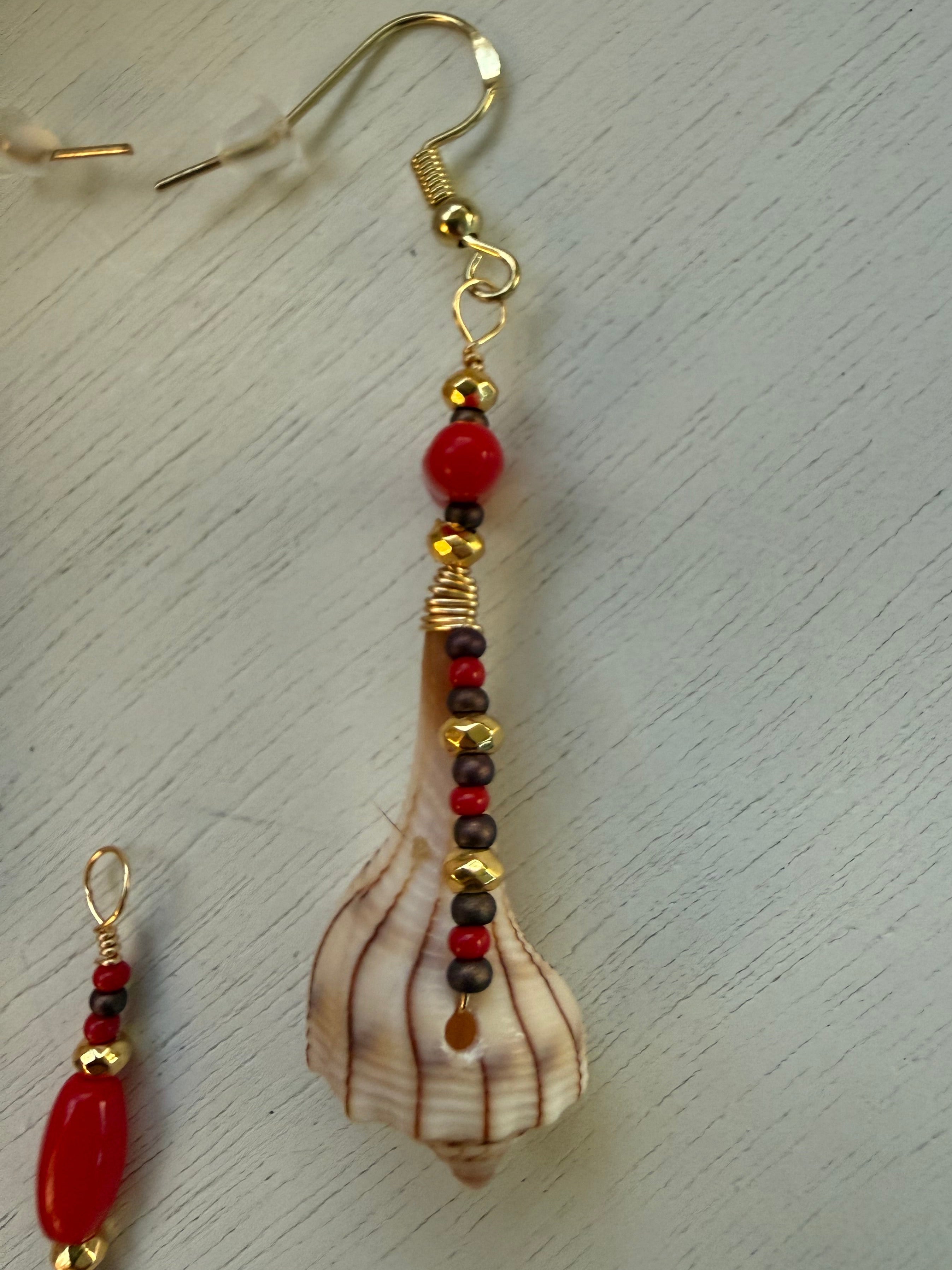 Lightning Whelk dangle earrings and drop pendant.