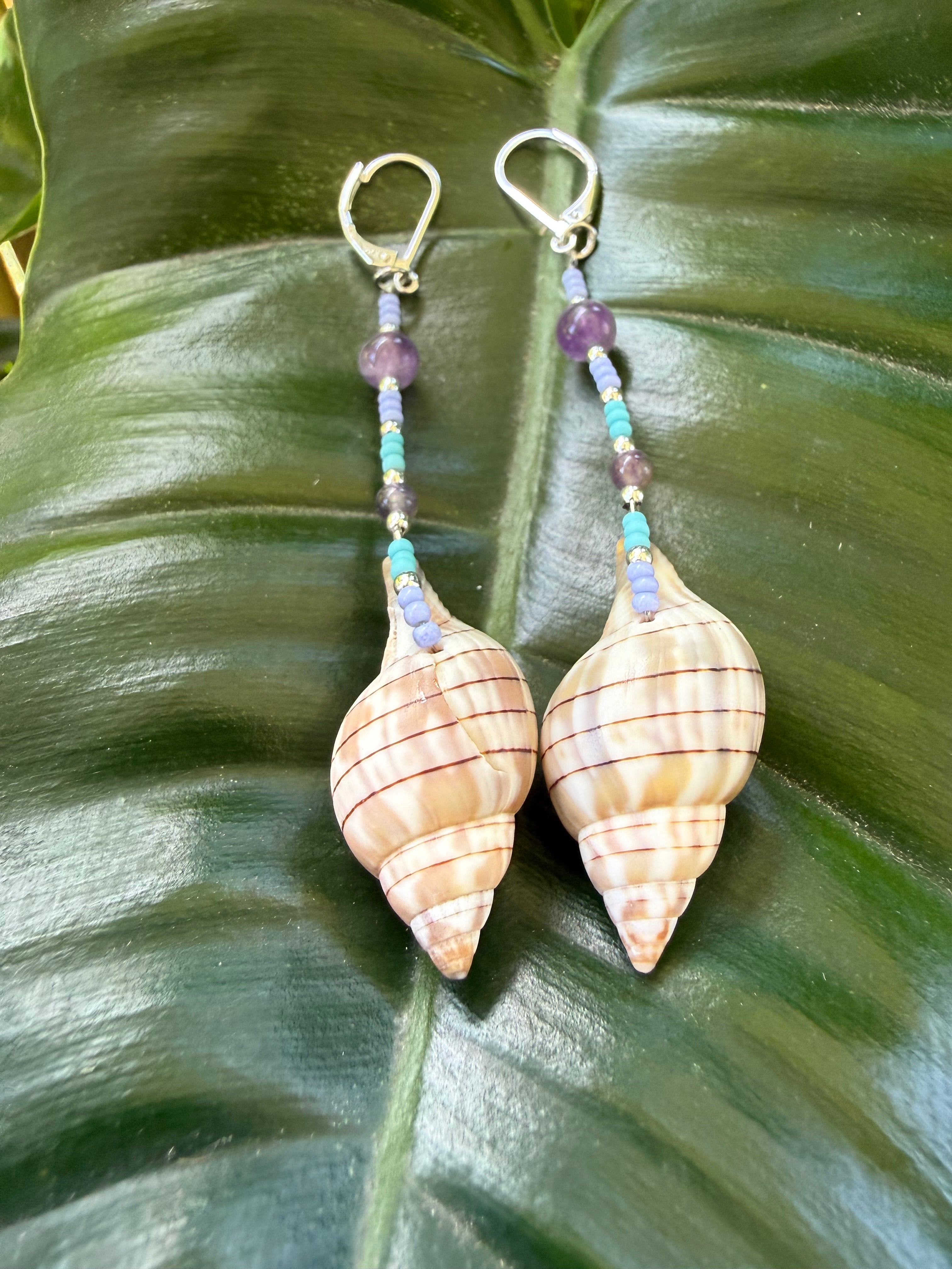 Small Banded Tulip earrings