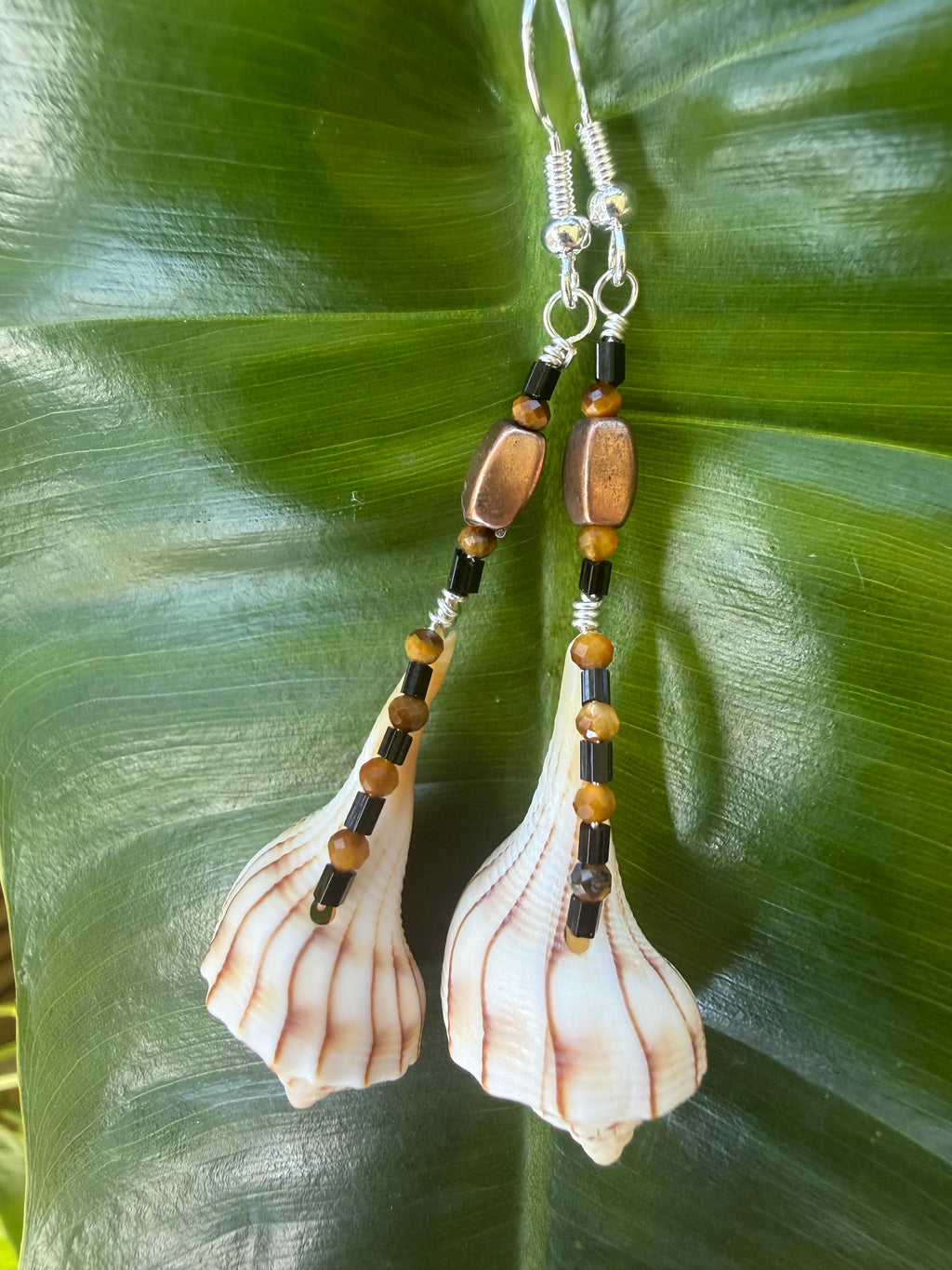 Tigers eye and bronze bead lightning whelk