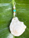Spiral fighting conch drop pendant.