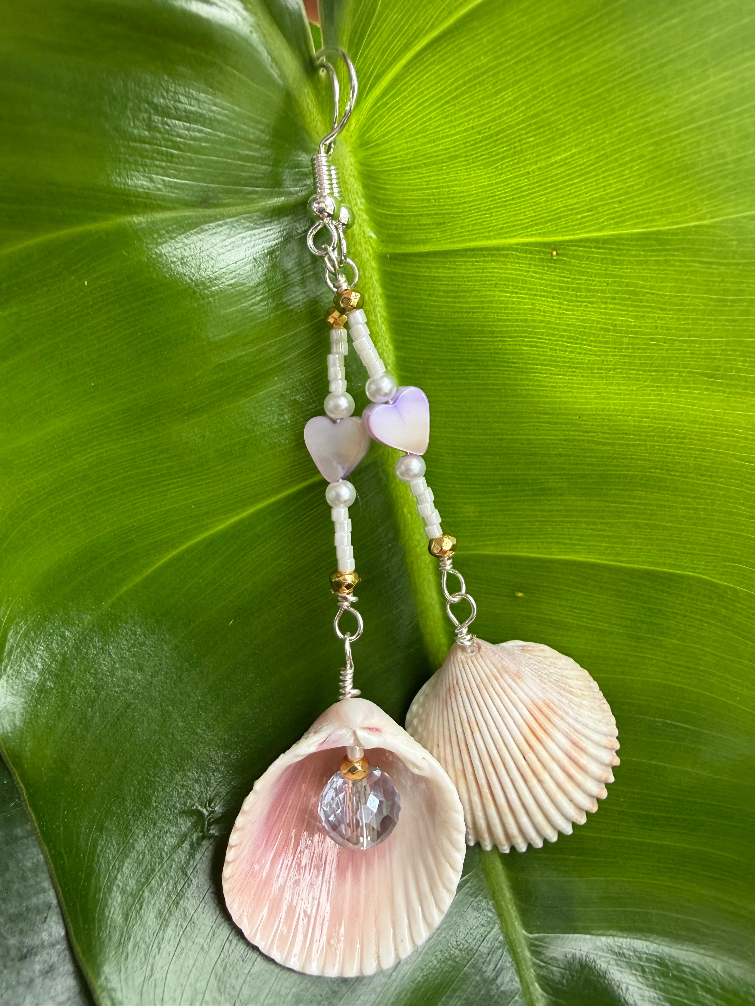 Cockle shell earrings with hearts and crystal beads